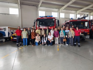 Bombeiros do Faial recebem utentes seniores do Centro Comunit&aacute;rio da freguesia do Sal&atilde;o